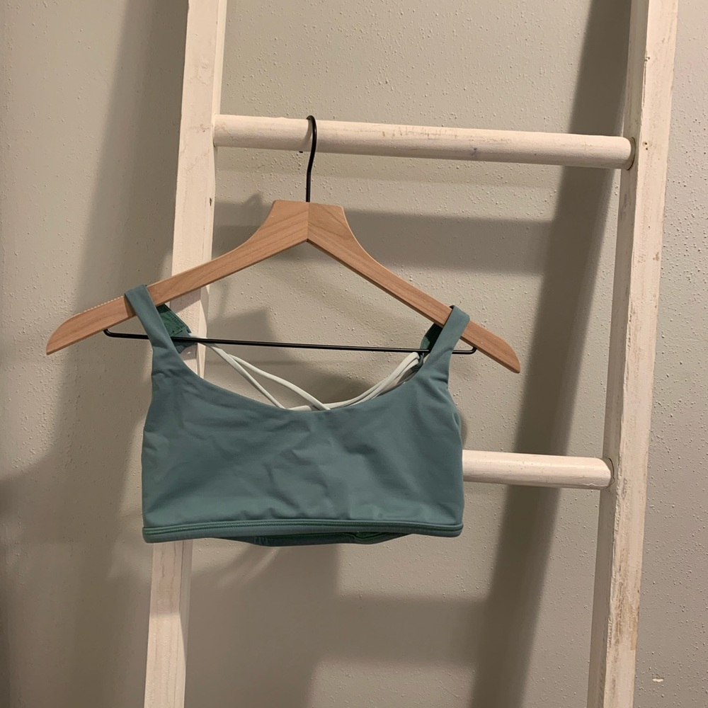 Lululemon Free to be Wild Bra size 8